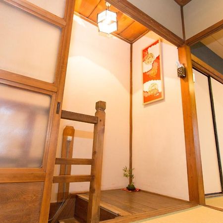 Guest House Kyorakuya Kinkakuji Kyoto Exterior photo