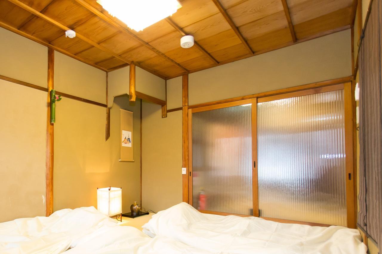 Guest House Kyorakuya Kinkakuji Kyoto Exterior photo